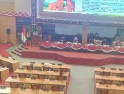 Gelar Rapat Paripurna, DPRD Kabupaten Mojokerto Tanggapi Pandangan Bupati atas Lima Raperda Inisiatif