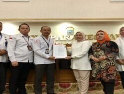 Dewi Sastrani Nahkodai PMI Kota Palembang