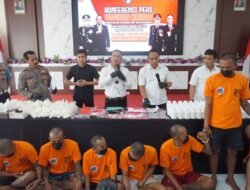 Dari 7 Tersangka, Polresta Mojokerto Amankan 139.830 Pil Double L dan Sabu