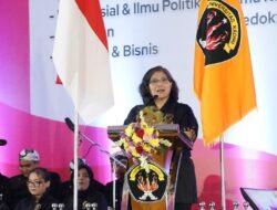 Hadiri Wisuda Universitas Kadiri, Pj Wali Kota Kediri Sampaikan Pesan Hadapi Tantangan Zaman