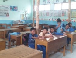 Atap SDN Grudo 3 Terancam Roboh, Pengajuan Rehab Tidak Pernah Digubris Dinas