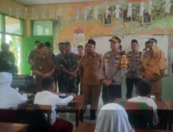 Bupati Gresik Melihat Dari Dekat Pelaksanaan Program MBG di UPT SDN 71 Gresik