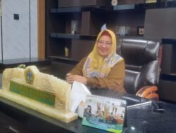 Jelang Akhir Jabatannya, Wabup Aminatun Habibah Pamitan Wartawan Gresik