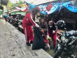 Hari Peduli Sampah Nasional, Pemkab Lamongan Bersama Masyarakat Pungut Sampah di Pasar Sidoharjo