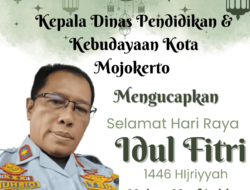 Kepala Dinas Pendidikan dan Kebudayaan Kota Mojokerto, Mengucapkan ” Selamat Idul Fitri 1446 H”