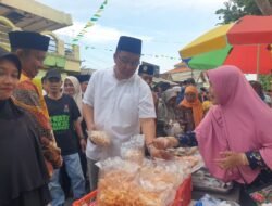 Dukung Pertumbuhan UMKM, Wabup Asluchul Alif Buka Trate Takjil Market Vol. 3