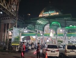 Berikan Rasa Aman dan Nyaman Ibadah, Polsek Krian Siagakan Anggota