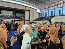 Tasyakuran Bersama Ribuan Relawan, Ning Ita Ajak Kawal Program Panca Cita Kota Mojokerto