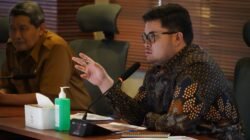 Mas Dhito Instruksikan Dinas PUPR Prioritaskan Perbaikan Jalan kabupaten