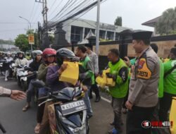 Polresta Malang Kota dan Driver Ojol Tebar Kebaikan di Bulan Ramadan