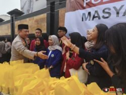 Aksi Berkah Ramadan, Polresta Malang Kota Gandeng Mahasiswa Bagikan Takjil