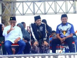 Sinergi Ulama dan Pemerintah, Majelis Sabilu Taubah Se-Nusantara Berbagi Takjil kepada Ribuan Warga