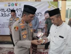 Polresta Sidoarjo Safari Ramadhan Sosialisasikan Hotline Mudik Polri 110