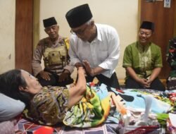 Wakil Wali Kota Kediri Beri Bantuan Paket Sembako ke 30 Eks ODGJ di Kelurahan Ngampel