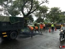 Jelang Lebaran, Pemkab Malang Ngebut Perbaikan Jalan demi Kenyamanan Pemudik