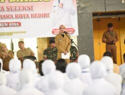 Mbak Walikota Vinanda Beri Motivasi Calon Paskibraka Kota Kediri Jawa