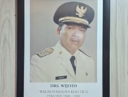 Wali Kota Kediri Mbak Vinanda Sampaikan Duka Cita Mendalam Meninggalnya Wali Kota Madya Kediri Periode 1989-1999 Wijoto