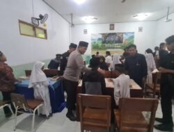 IJTI Korda Blitar Bersama Polres Blitar Berbagi Senyum, Santuni Anak Yatim