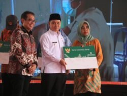 Pemkab Mojokerto Launching UHC Prioritas, Warga Kini Bisa Berobat Cukup Gunakan KTP