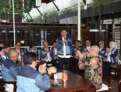 Hangatkan Momen Idulfitri, Wali Kota Malang Bersilaturahmi ke Mantan Pemimpin Kota