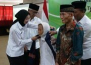 Mbak Vinanda Lepas 240 Jemaah Calon Haji Kota Kediri