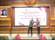 Puncak Resepsi HPN 2025: Bank Jatim Raih Penghargaan dari PWI Jawa Timu
