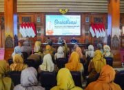 SPMB Kota Mojokerto Tahun Ajaran 2025-2026 Siap di Laksanakan, Ning Ita Dorong Pihak Sekolah Berikan Informasi yang Jelas Bagi Masyarakat
