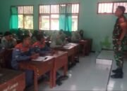 TNI Tanamkan Semangat Cinta Tanah Air Bagi Generasi Muda Melalui Pembinaan Wawasan Kebangsaan Di SMKN 1 Jatirejo