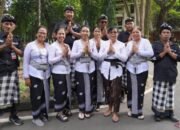 Pecalang Perempuan Hadir di Bali, Tugasnya Awasi Pakaian Pengunjung Pura