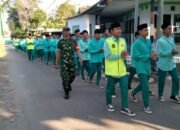 Koramil 0815/15 Jatirejo Bentuk Karakter Siswa Lewat Pelatihan Baris-Berbaris dan Kedisiplinan