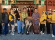 Jelang Idul Adha, Wongso Negoro Salurkan Hewan Kurban ke Masjid di Menganti dan Kedamean