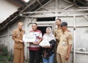 Tinjau Rumah Penerima Bansos Rehabilitasi RTLH, Mbak Wali Harapkan Kualitas Hidup Masyarakat Meningkat