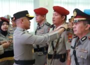 Kapolres Gresik Pimpin Serah Terima Jabatan Kasat Resnarkoba dan Kasat Tahti Polres Gresik