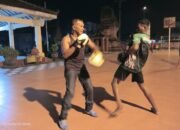 Jelang Porprov Jatim IX 2025, Atlet Kickboxing Mojokerto Dilatih Mantan Petinju Dunia