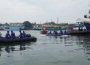 Peringati Hari Bhayangkara ke-79, Ditpolairud Polda Bali Gelar Bersih Sampah di Laut
