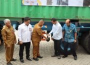 Bupati Gresik Lepas Ekspor Perdana Pakan Ternak PT. Aji Bakuh Anugrah ke Malaysia
