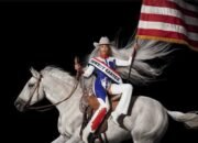 Ketegangan di Langit Houston: Mobil Gantung Beyoncé Miring saat Konser “Cowboy Carter”