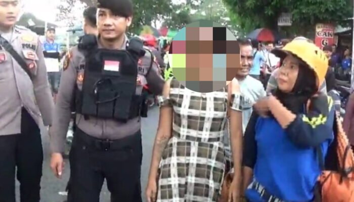 Gagal Ceburkan Diri ke Sungai, Perempuan di Mojokerto Diselamatkan Polisi Saat Patroli di Dam Rolak Songo