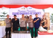Tingkatkan Kesejahteraan Anggota, Kapolres Kediri Kota Resmikan Perumahan Grand Dharaka