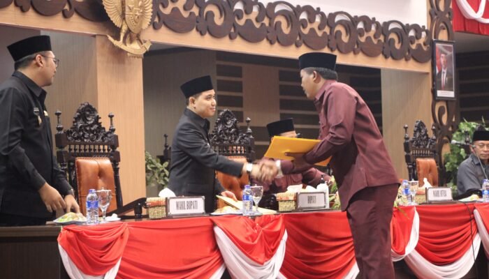 DPRD Mojokerto Soroti Anggaran 2025, Bupati Albarra Diminta Fokus pada Efektivitas dan Transparansi