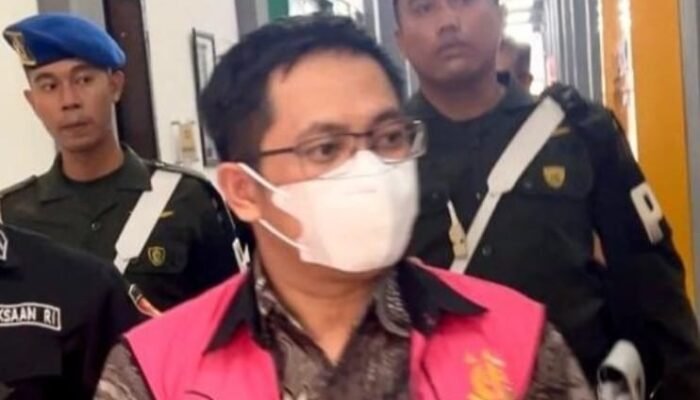 Tersangka Kasus Korupsi Dana BLUD Puskesmas Mojokerto Ditahan, Kerugian Negara Capai Rp5 Miliar