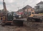 Jalan Utama Bali Jebol, Truk dan Bus Besar Diminta Lewat Pantura Buleleng