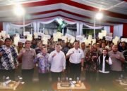 Lampaui Target Penyelesaian PTSL, Menko AHY dan Wamen Ossy Serahkan Langsung Sertipikat Masyarakat Kabupaten Pacitan