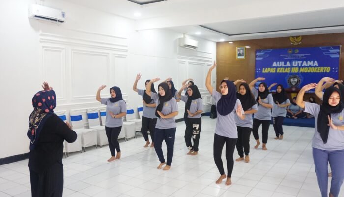 Warga Binaan Perempuan Lapas Mojokerto Dapat Pelatihan Seni Tari untuk Gali Potensi dan Kesehatan Mental