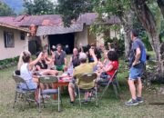Wisatawan Spanyol Jelajah Perkebunan dan Musik Tradisi di Jember