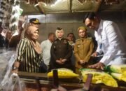 Sidak Pasar Setono Betek, Mbak Wali dan Dirut Bulog Pastikan Pendistribusian Beras SPHP