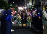 Delegasi APEKSI Naik Becak Susuri Jalan Dhoho Kota Kediri, Disambut Keramahan Warga