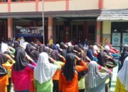 Penutupan MPLS SMPN 4 Purwakarta Diisi Bakti Sosial dan Unjuk Ekspresi Siswa Baru