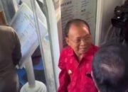 Puluhan Bangunan Ilegal di Pantai Bingin Dibongkar, Ratusan Pekerja Menangis Histeris