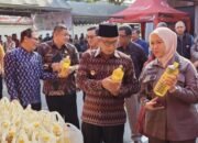 Beras dan Telur Turun Harga, Warga Kediri Serbu Pasar Kejaksaan Kota Kediri